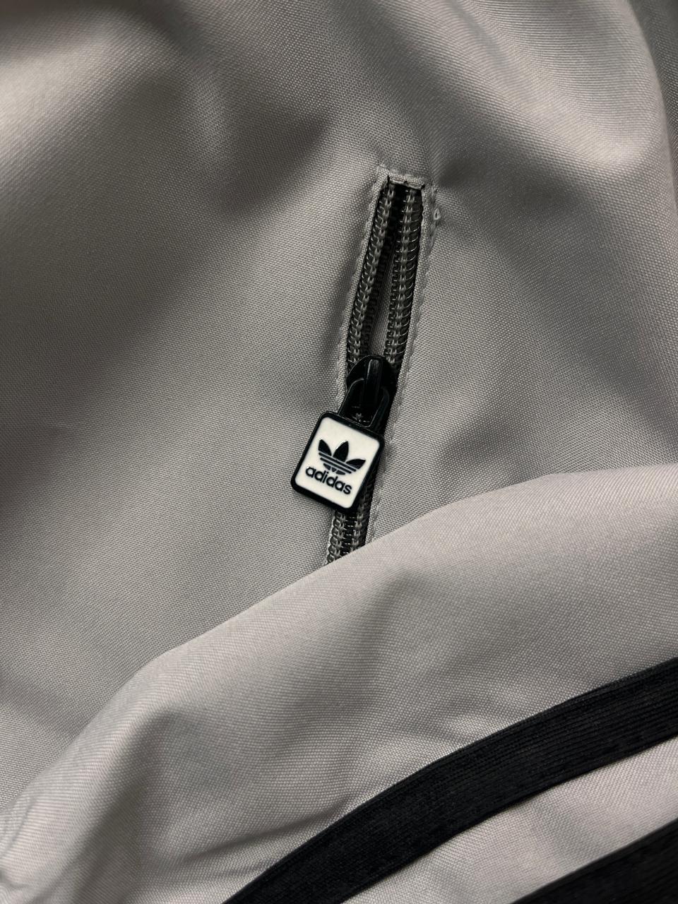 Retro Grey Track Jacket with Black Stripes – Adidas-Inspired Athletic Windbreaker | Vintage Sportswear Style